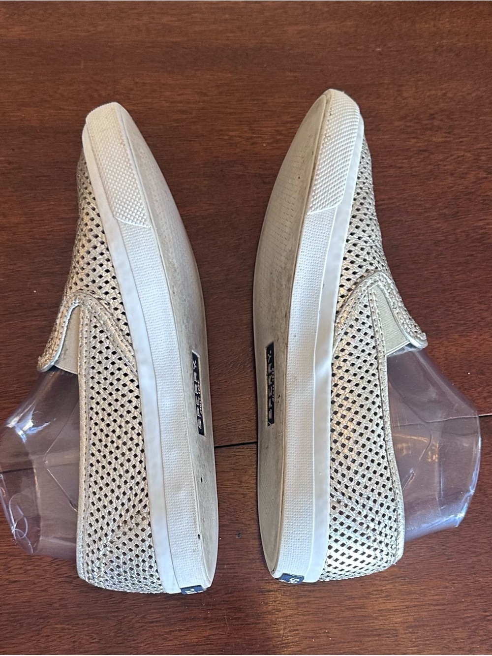 Sperry Slip-On Sneakers Gold Metallic Leather Perforated | Size 7.5 - Picture 6 of 9